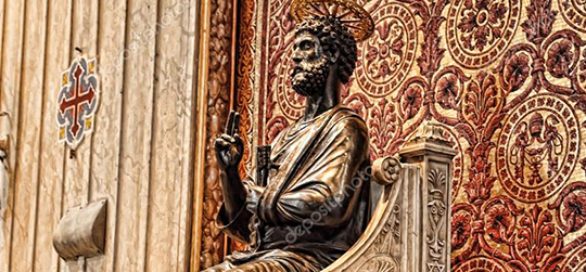 Estatua de bronce de San Pedro atribuida a Arnolfo di Cambio (1300)